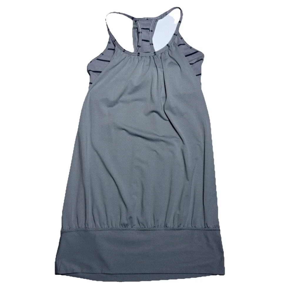 Lululemon No Limits Grey Striped Tank Top Women's‎ size 4 Gym Yoga